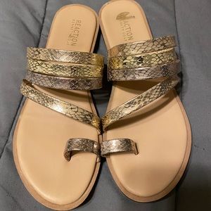 Womens sandals